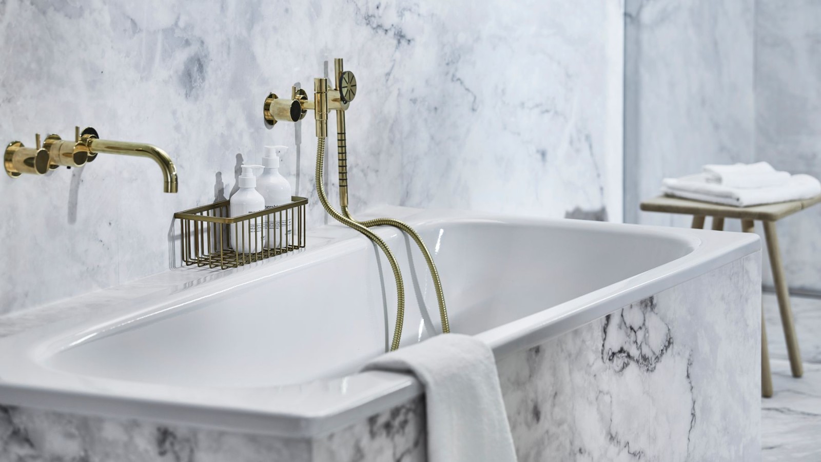 Hemmotteluhetki kylvyssä poistaa stressin Hemmotteluhetki kylvyssä poistaa stressin