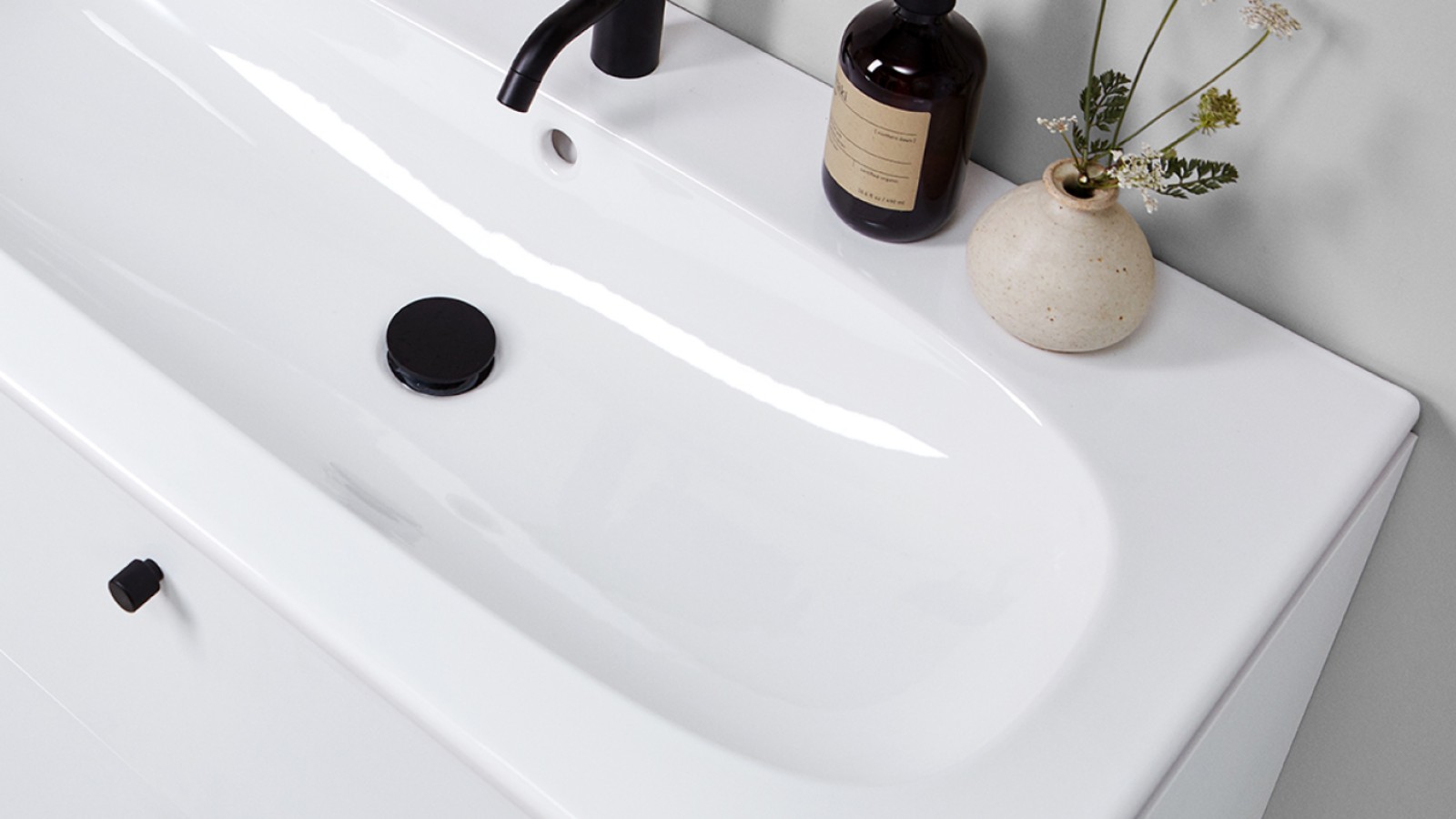 Pohdi myös altaan lasitusta Pohdi myös altaan lasitusta