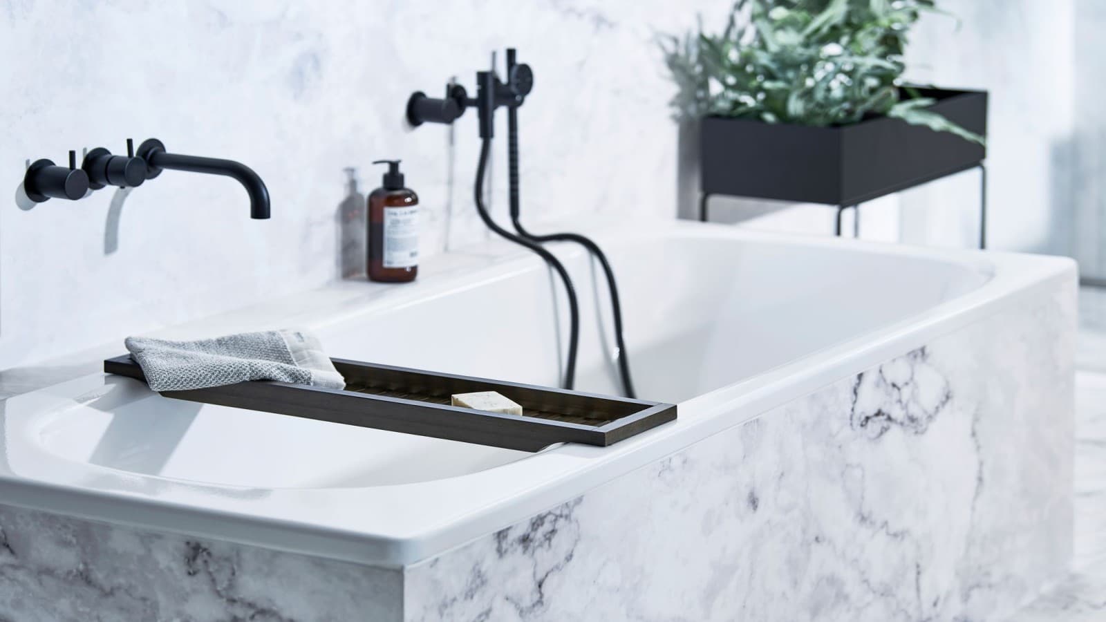 IDO Trevi -kylpyammeet IDO Trevi -kylpyammeet